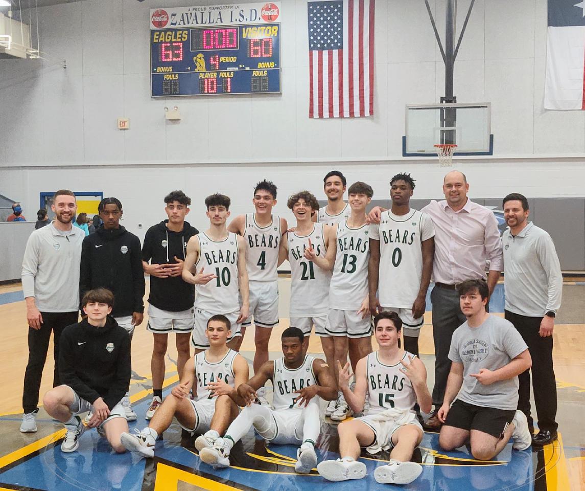 LCM 63, Bullard 60

Bears led by <a href="/Benelliott_22/">Ben elliott</a> with 40/11 reb, <a href="/D_Morris9/">Da’Marion Morris</a> 11/10 assists.  

Bears advance to Regional Quarterfinal for second year in a row.  We will play Center on Tuesday at 6 pm in Livingston. 

<a href="/LCMBearFacts/">LCM Bear Facts</a> <a href="/hoopinsider/">Hoopinsider</a> <a href="/Tabchoops/">𝙏𝘼𝘽𝘾🏀📋</a> <a href="/djones8301/">Doug Jones</a>