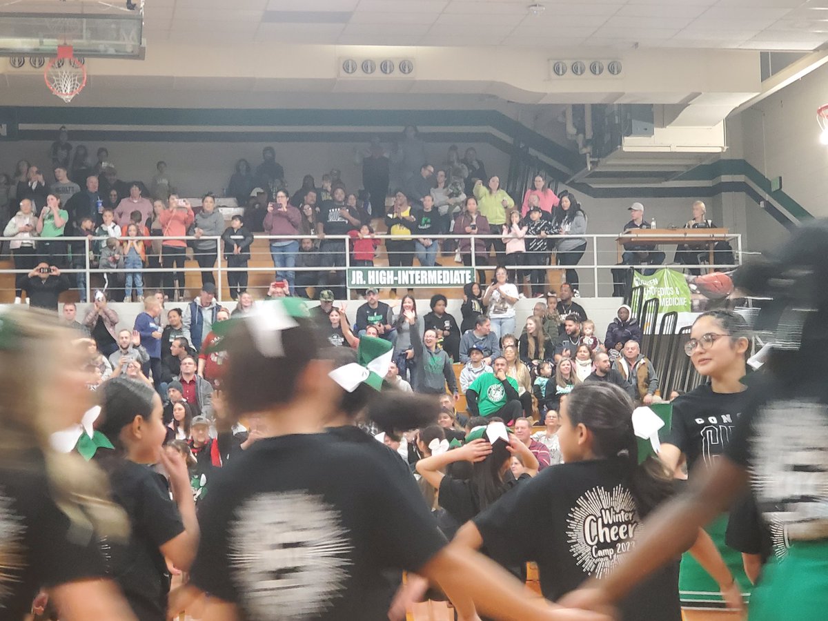 TimYoder24's tweet photo. Concord Cheer Night at McCuen...Awesome to see so many here to support Future Cheerleaders 
Thank You Concord High School Cheerleaders for helping coach/teach.Lots to do at Concord get involved!.
#concordpride
#weareconcord https://t.co/VRz96Mt2J3
