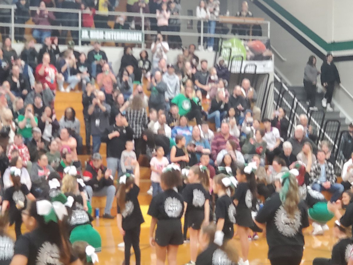 TimYoder24's tweet photo. Concord Cheer Night at McCuen...Awesome to see so many here to support Future Cheerleaders 
Thank You Concord High School Cheerleaders for helping coach/teach.Lots to do at Concord get involved!.
#concordpride
#weareconcord https://t.co/VRz96Mt2J3