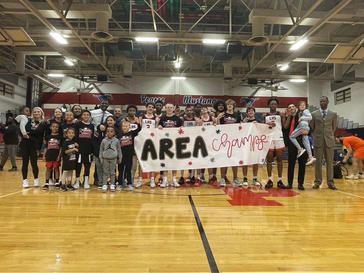When we say family, we mean family….

Shoutout to the players, parents, alumni, and fans for sharing in this moment with us. 

Area Champs!! 🏆🏆🏆

Keep it rolling fellas!!  🖤❤️🖤❤️

Couldn’t be prouder!! 🙏🏾❤️

#family