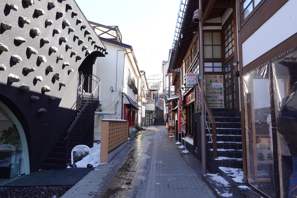 tatsuki_desuyo's tweet photo. 高校生以来の草津。

老舗旅館の奈良屋さんもめちゃくちゃ素敵で良い温泉に入れたし、観光地がコンパクトにまとまってて、電車+徒歩でも十分に楽しむことができました🚃

#草津温泉 #奈良屋　#旅行好きと繋がりたい https://t.co/QT5oYaYTL2