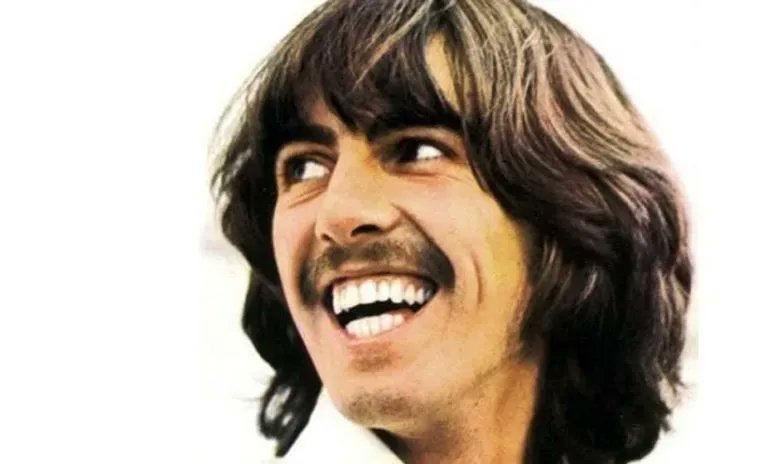 BeatlesEarth's tweet photo. Happy 80th birthday, George Harrison ❤️ https://t.co/2RFd9ZPuui
