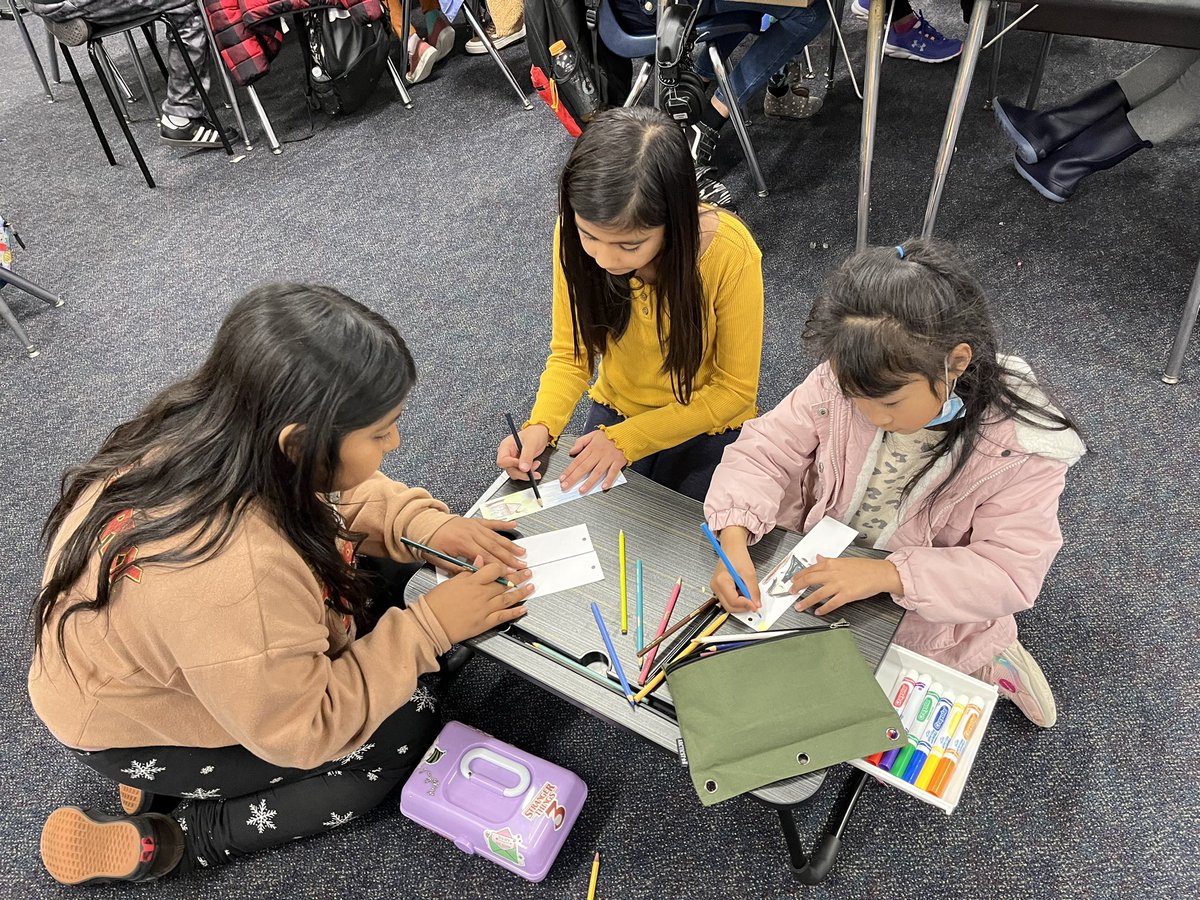 teachertbi's tweet photo. The 4th graders created bookmarks with their kinder #RascalBuddies and shared their self-published informational book with them. #WeAreReaders #WeAreWriters @micheleasprer @RascalPride https://t.co/m5E0mFXztS