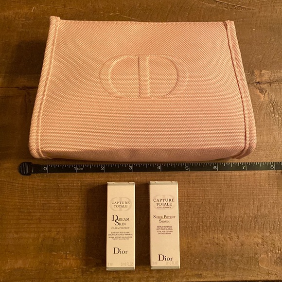 LuxDesignVault's tweet photo. So good I had to share! Check out all the items I'm loving on @Poshmarkapp #poshmark #fashion #style #shopmycloset #dior #karllagerfeld #burberry: https://t.co/ebSu7N8STV https://t.co/7yY6I4uOyI