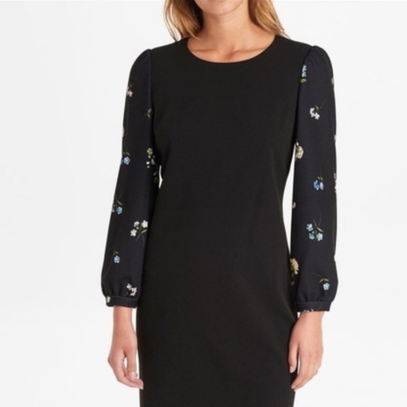 LuxDesignVault's tweet photo. So good I had to share! Check out all the items I'm loving on @Poshmarkapp #poshmark #fashion #style #shopmycloset #dior #karllagerfeld #burberry: https://t.co/ebSu7N8STV https://t.co/7yY6I4uOyI