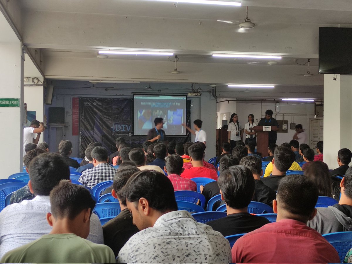 starboyxoo's tweet photo. Excited for the hackathon! Here we gooo! 
@Diversion2k23 @MLHacks #hackathon #iem #diversion2k23 https://t.co/YUgcR7Ty5A