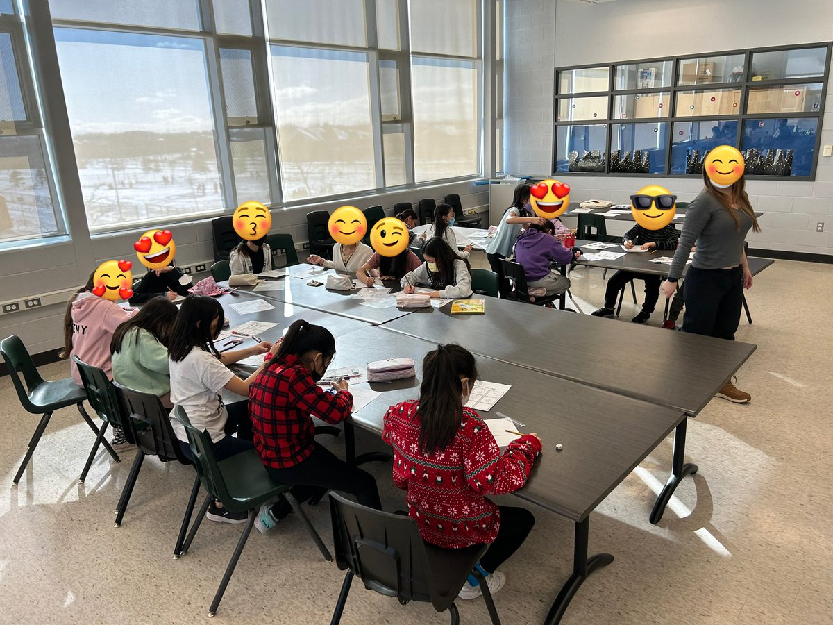 MsJLau's tweet photo. Our @NokiidaaPS Design Club Members are working hard to get their designs made into real objects!  Check out their beautiful emoji stickers!  Thx to our wonderful parent volunteer Mrs. Kwan for bringing the Ss this amazing experience. https://t.co/ZTeon15Jj5