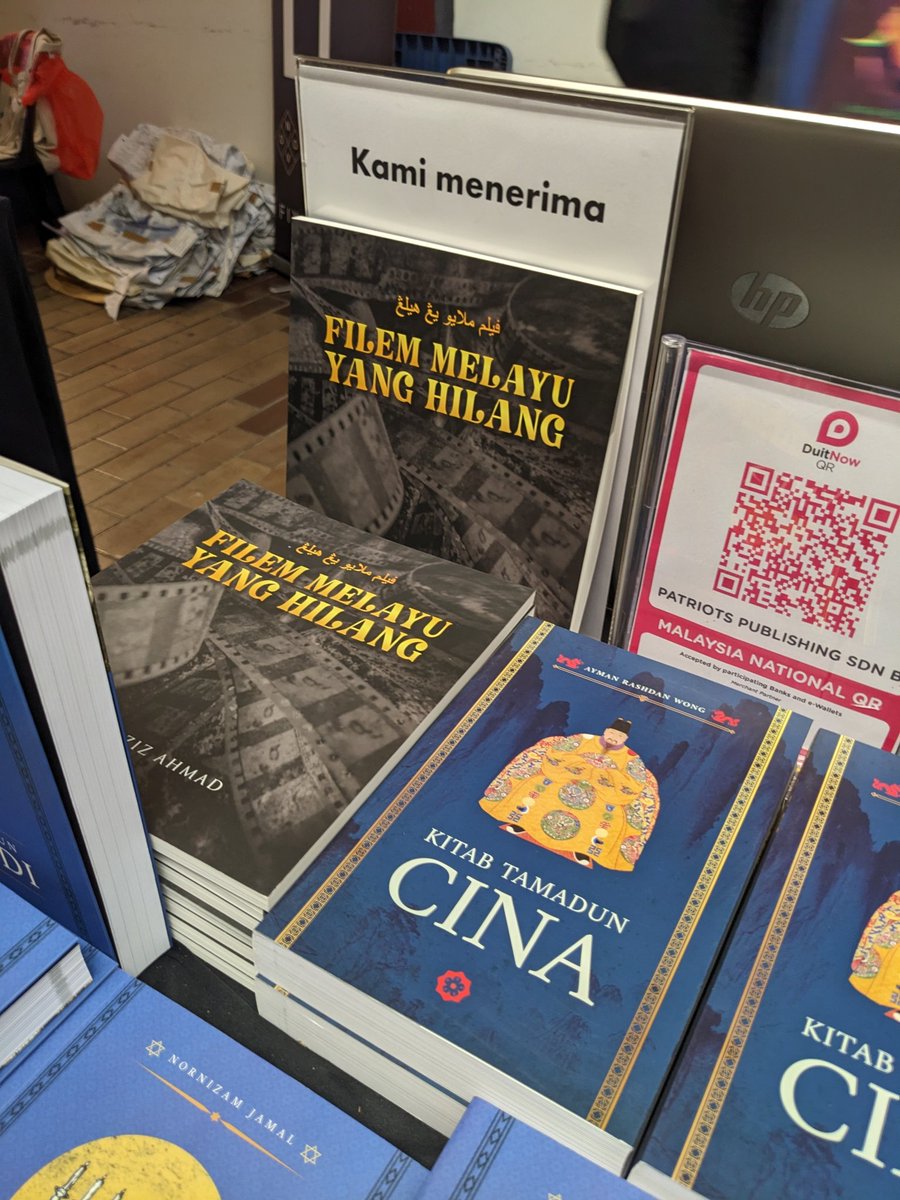 danialazizahmad's tweet image. Cuti wiken ✅
Gaji ✅

Mai #KLAB2023 dan beli buku #FilemMelayuYangHilang di @thepatriotsasia ⚡