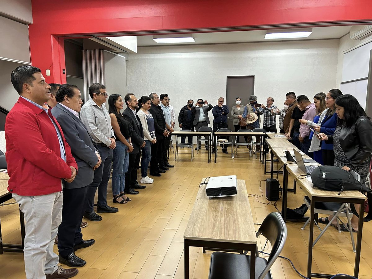 a_caeo's tweet photo. #Asamblea ♟️ El CAEO A.C., celebró su asamblea  582. En este evento además de la presentación del orden del día, se tuvo a bien la toma de protesta de las comisiones para el bienio 2023-2024 que integran los trabajos del CAEO A.C.

#CAEO #FCARM #Oaxaca #Arquitectura https://t.co/JulQPcxhwh