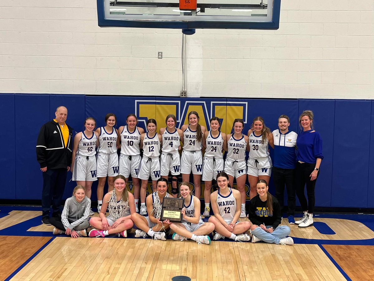WahooGirlsBBall's tweet photo. Ticket Punched!! Beyond proud of this team! They battled the entire game against a very good Battle Creek team and proved that they deserve to be in Lincoln! Their efforts &amp; desire paired with their talent is what makes this team so special! #GreatDayToBeAWarrior https://t.co/2x4yrHIoKO