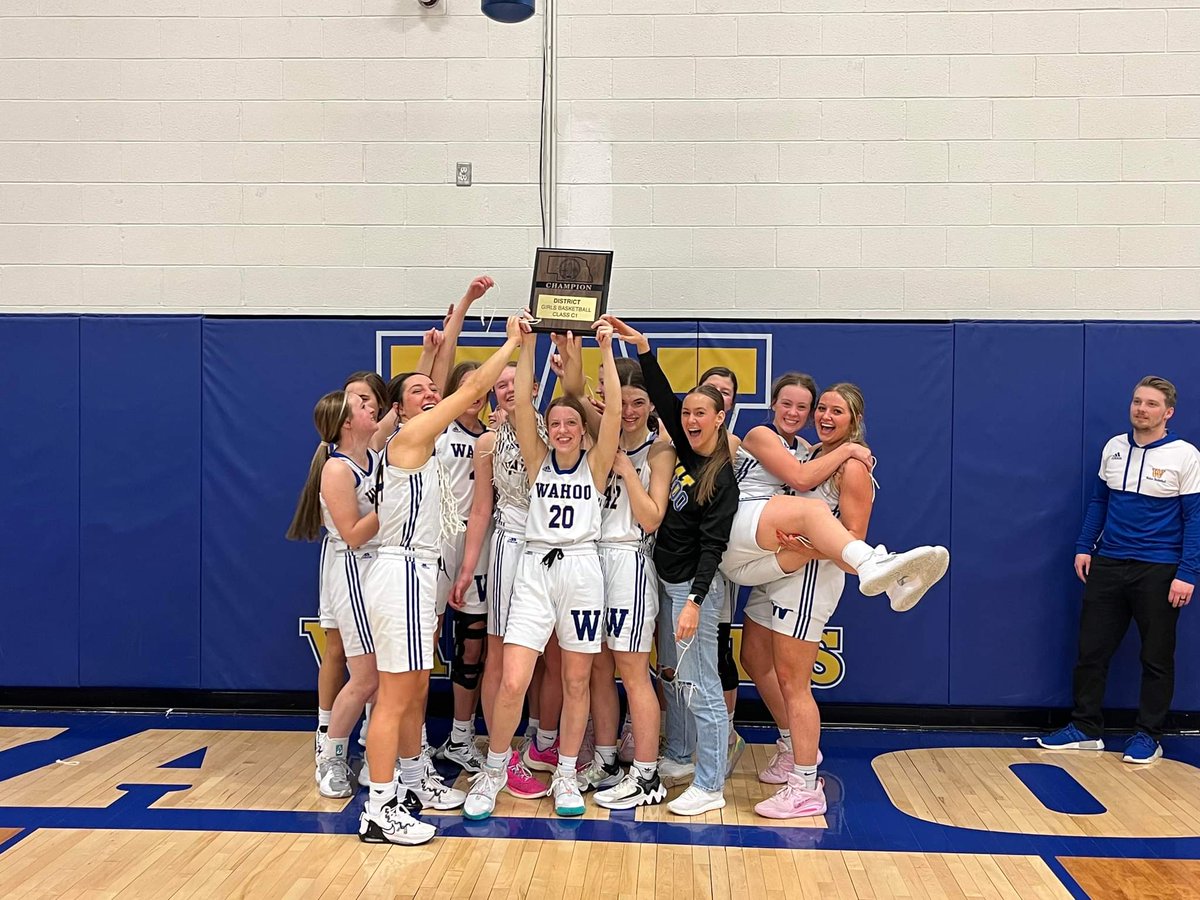 WahooGirlsBBall's tweet photo. Ticket Punched!! Beyond proud of this team! They battled the entire game against a very good Battle Creek team and proved that they deserve to be in Lincoln! Their efforts &amp; desire paired with their talent is what makes this team so special! #GreatDayToBeAWarrior https://t.co/2x4yrHIoKO
