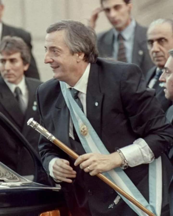 <a href="/CFKArgentina/">Cristina Kirchner</a> Hermosas imágenes, <a href="/CFKArgentina/">Cristina Kirchner</a> 💞

25 de febrero
Hace 73 años nace el estadista y enorme militante que comenzó, con valentía y nobles principios, la tarea titánica de construir un país desde los escombros.
#NéstorCumple