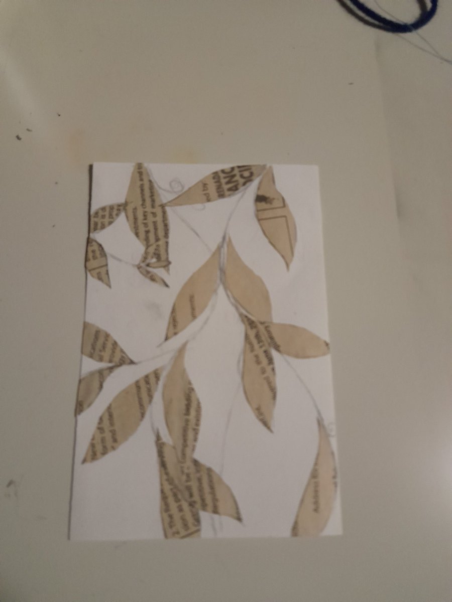XxNightblazexX's tweet photo. Day 24, I did an experiment lol.
#FebruaryLeaves
#oneaday 
#art #artwork #collage #creativity #blue #watercolour #string #leaves https://t.co/OggkmYBSfK