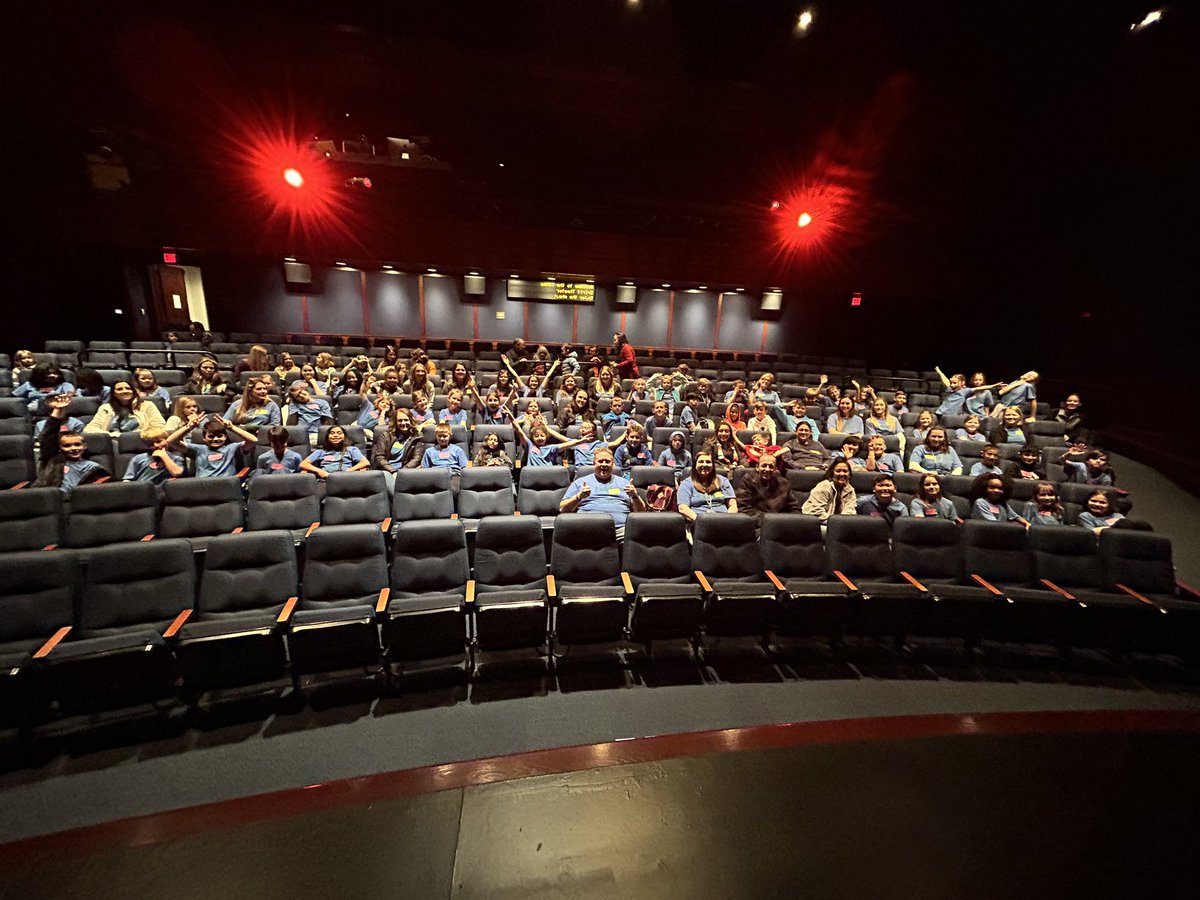 Just a couple of 100 pics that I took in Austin today! I love this group so much!! #fourthgrade #walstars #mymisd ⭐️