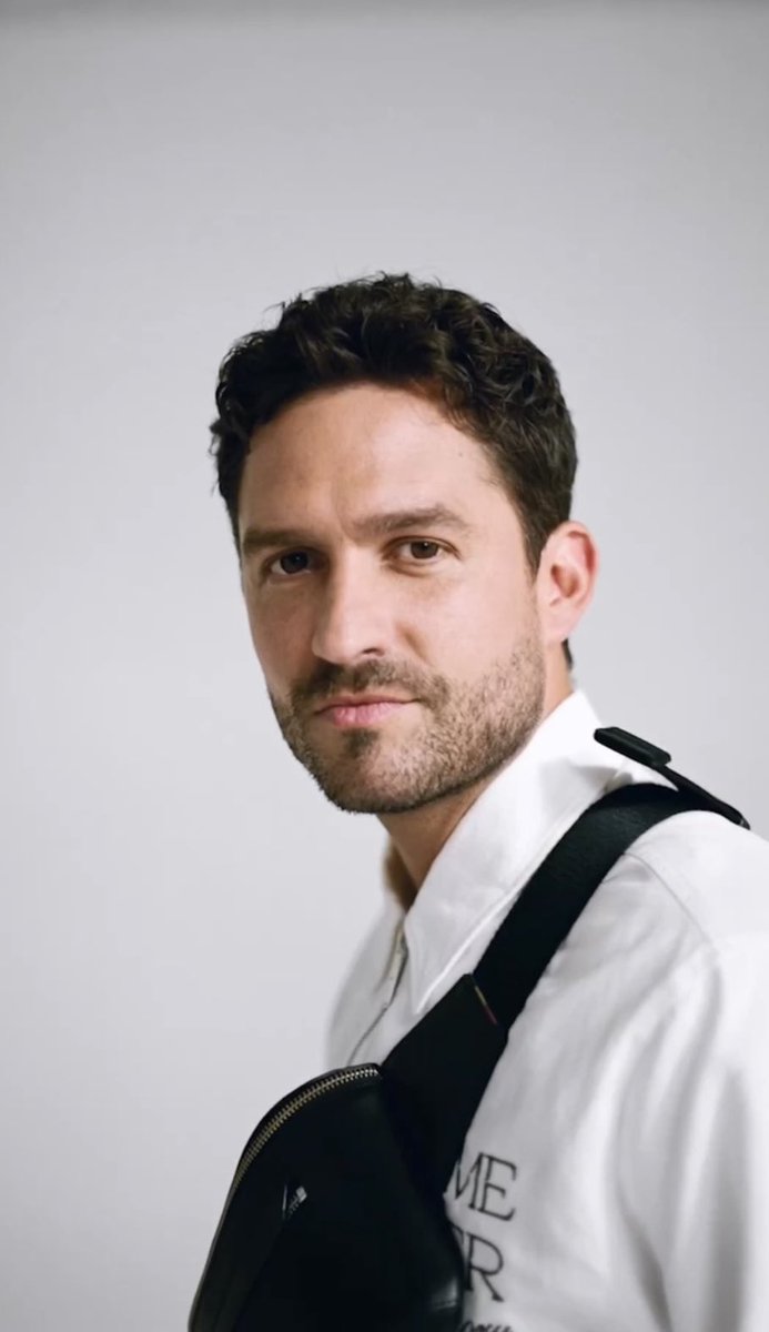 benaldridgefan_'s tweet photo. Photo From The OutNet Shoot

“My First My Last And My Everything With The OutNet”

#BenAldridge #KnockAtTheCabin #SpoilerAlertMovie #TheOutNet https://t.co/PE8twFeWFw