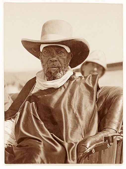 biniamhirut's tweet photo. የታላቁ ዓድዋ ድል መታሰቢያ!!! 💚💛❤️
"In the History of Mankind, there has never been any other black man like Menelik, who had triggered a lasting fear and doubt in the mind of Europeans"
-Augustus Wylde

(Photo, Emperor Menelik 1907) https://t.co/8XmugAu1UL