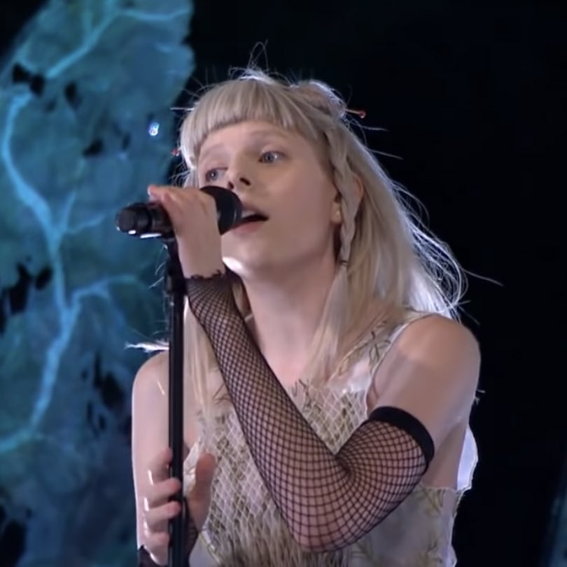 crycbaby's tweet image. sdd dessa aqui 👇