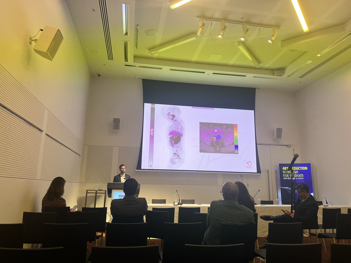 Why would you use a 2D image, when we have a 3D image available? The train has already left the station, PSMA PET is here #USANZ23 .. @ButeauJames @pros_tic