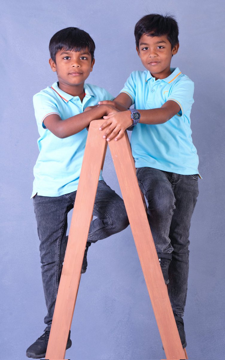 rprsan's tweet photo. prachastudios-#Rentalstudio at #Siruseri - recent #familyportrait... Jus be in d zone with kids... Props to xcite d kids... WhatsApp - 6379197441✨📸 #portraitphotography #kidsphoto #prachastudios #family #memories https://t.co/UFba3ZfgwZ