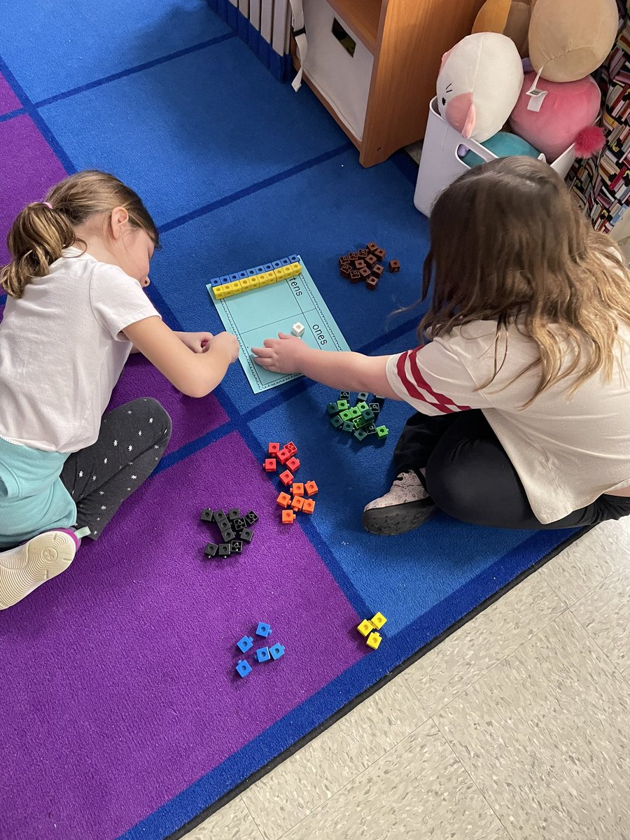 ChallengersMcA's tweet photo. Our first grade mathematicians have been using manipulatives to better understand place value. They love working collaboratively to strengthen their conceptual understanding of math! #KirbyONE40 #McAuliffeProud https://t.co/LaSVhJ2ZsM