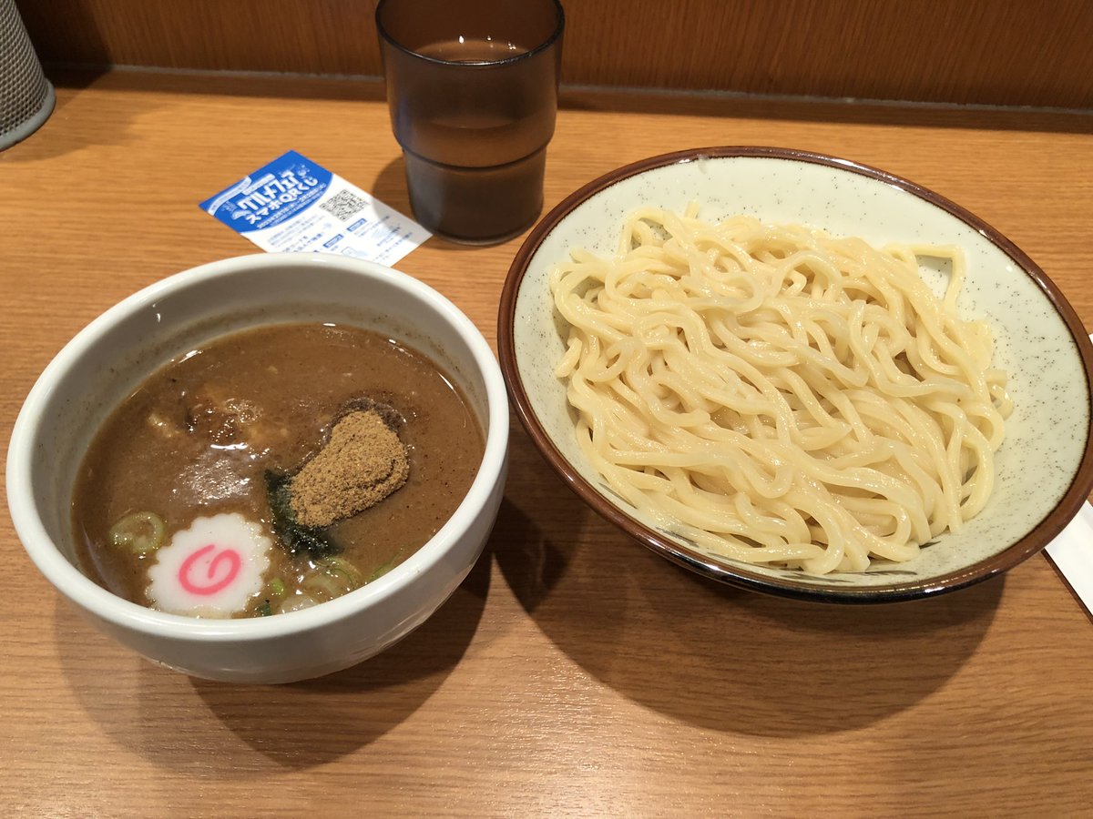 lusitaniaff14's tweet photo. I miss Japan !!! https://t.co/x65xB324sI