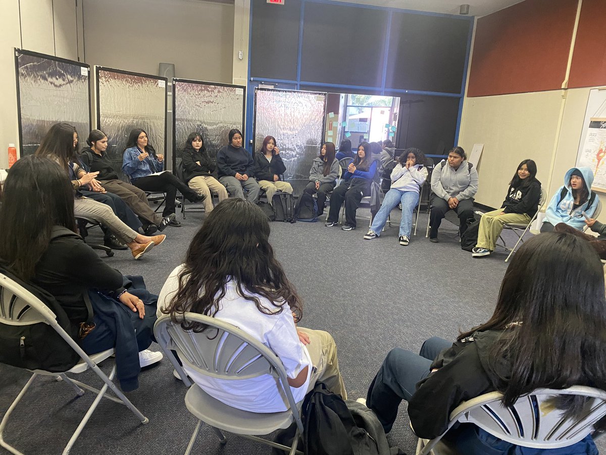 drgrismaldonado's tweet photo. Bridging school connection with circles led by Project Kinship. Our girls and boys had the opportunity to learn and see how much they have common with each other. #schoolconnection #lrcapride https://t.co/eDwkYd6uWQ