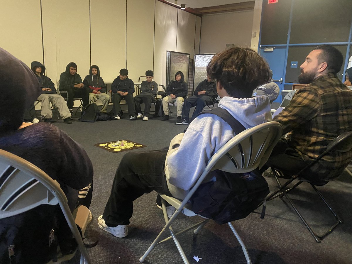 drgrismaldonado's tweet photo. Bridging school connection with circles led by Project Kinship. Our girls and boys had the opportunity to learn and see how much they have common with each other. #schoolconnection #lrcapride https://t.co/eDwkYd6uWQ