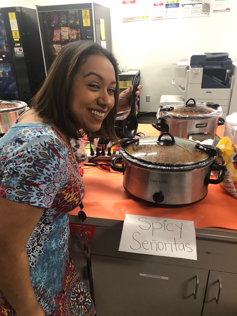 Go Texans Day <a href="/CFISDHolmsley/">Holmsley Elementary</a> We got 3rd place in the Holmsley Chili CookOff !! The Spicy Senoritas !!@karla12moreno15