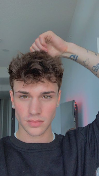 follow me on Instagram! https://t.co/bRcYjRFiv3 I&rsquo;m so close to 18k😈 https://t.co/Lv5KUNU2TQ<a href="/tag/newprofilepic"class="tags"><span>#newprofilepic</span></a>