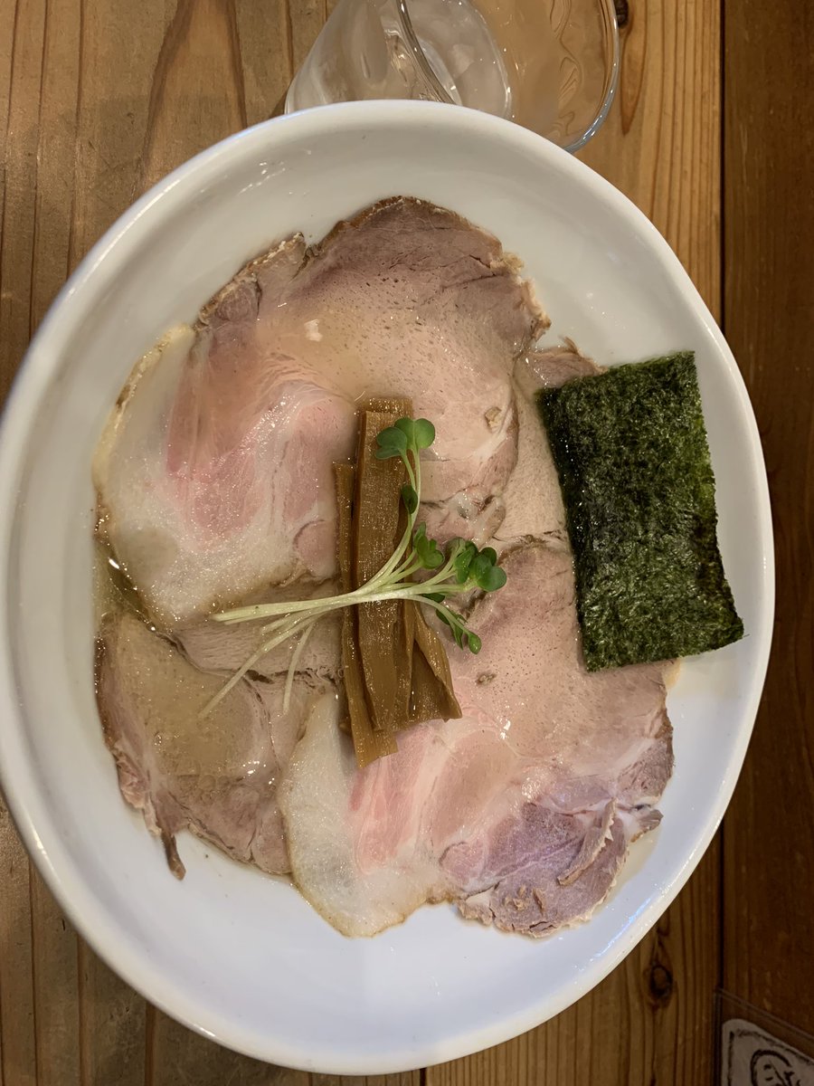 TOMOMORI_runrun's tweet photo. 2/25 土
2連休2日目

3人で1000mのインターバル
自分がこなせたのは4本

マラソン明けで重い中
いい練習が楽しくできた

まるにぼで煮干しラーメン
チャーシューメン大盛りを食べた

#さが桜マラソンに向けて

#breaking20

#まるにぼ https://t.co/FnPhylNTLE