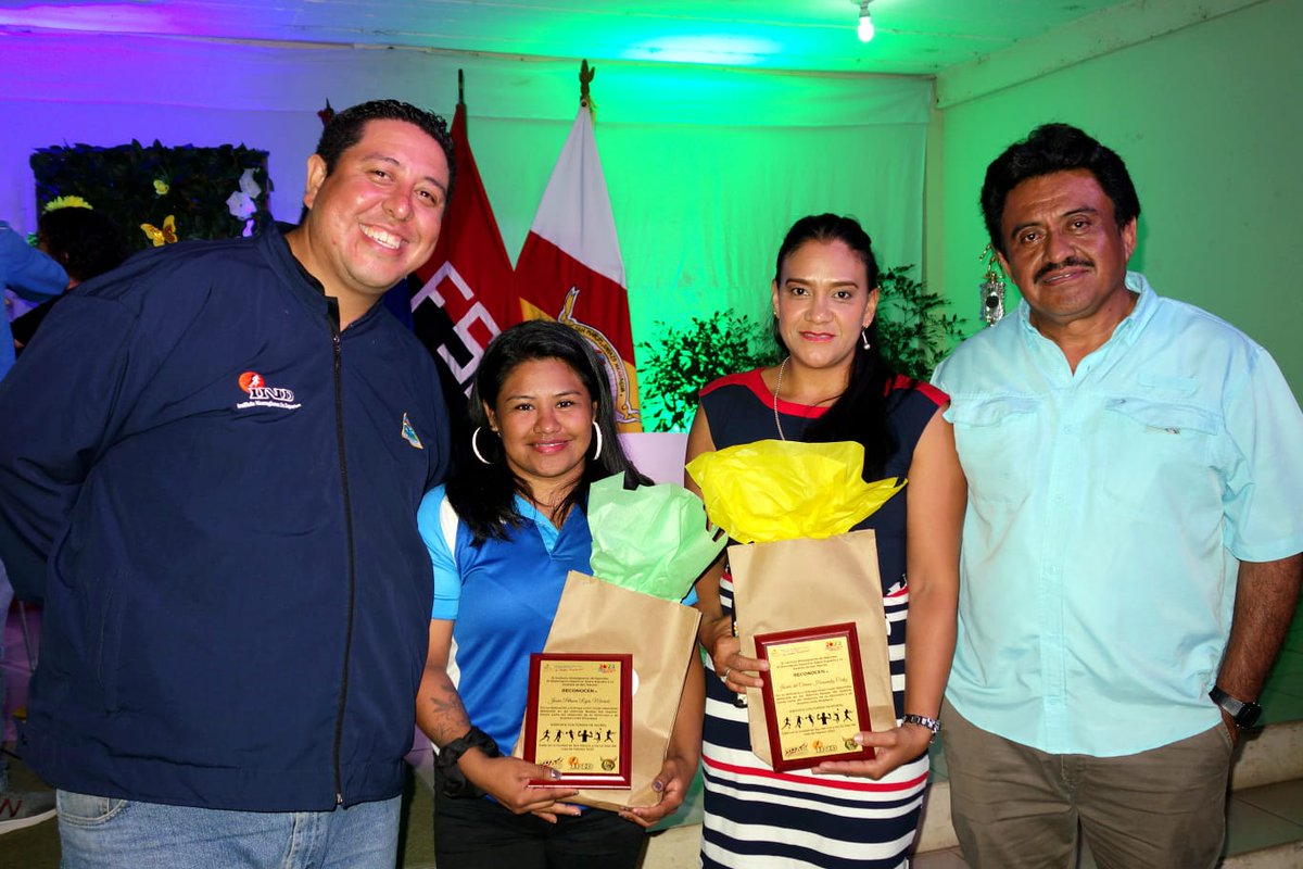 jonyqv's tweet photo. #DeporteConFuerzaDeMujer
#Nicaragua🇳🇮
#Carazo
Gracias a DIOS 🙏😊
 Campaña Deporte con Fuerza de Mujer , en el Municipio de San Marcos 
#BuenGobierno
#LaPasiónDeHacerDeportes
@VivaNicaragua13 @EliuYuber @maynor_canal6 https://t.co/BmqUrfLFPM