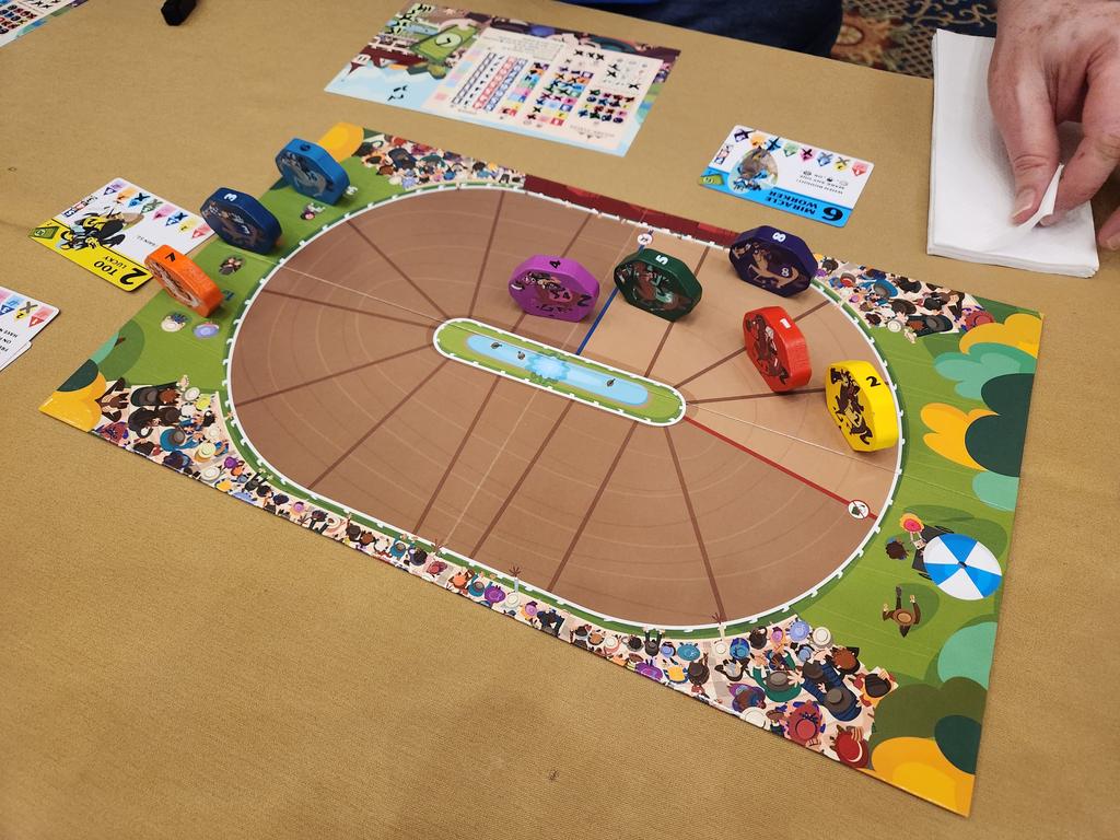 Farsol4's tweet image. Played #LongShotTheDiceGame on 2023-02-24 with 5 players, winning score: 127 #bgstats 
#EWC2023