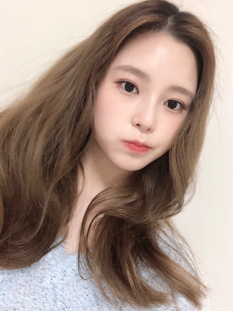 dohyunacc's tweet photo. she has the most beautiful boba tea eyes in the world https://t.co/iDzyBu1goy