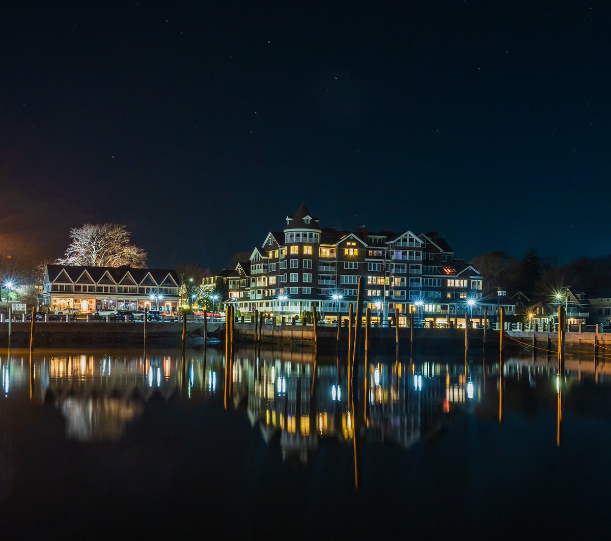 storman_norm33's tweet photo. Reflection on the harbor https://t.co/JvY3R14e7q