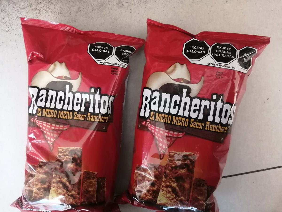 Mart_in_3D's tweet photo. Por qué una bolsa tiene más sellos que otra? 🤔 https://t.co/YigKcM1dCG