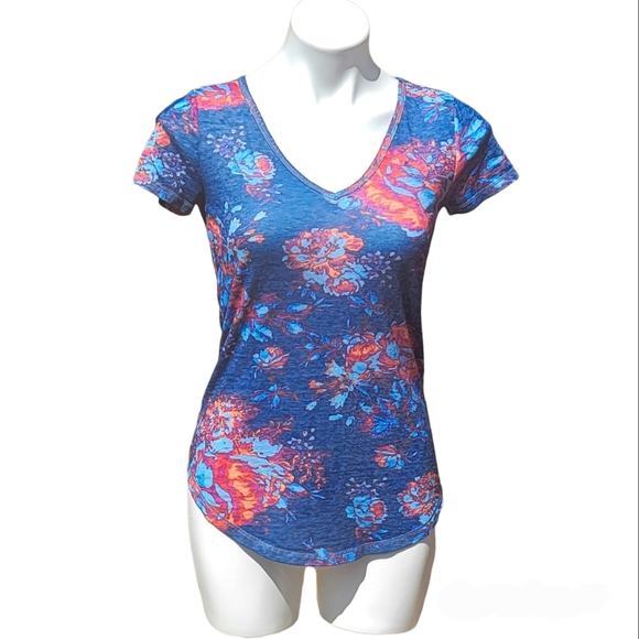 babs2sexy's tweet photo. So good I had to share! Check out all the items I'm loving on @Poshmarkapp from @Spoiledinpdx2 #poshmark #fashion #style #shopmycloset #sonoma #tommyhilfiger #mudd: https://t.co/tioh0AC0By https://t.co/qtZWGRm5GH