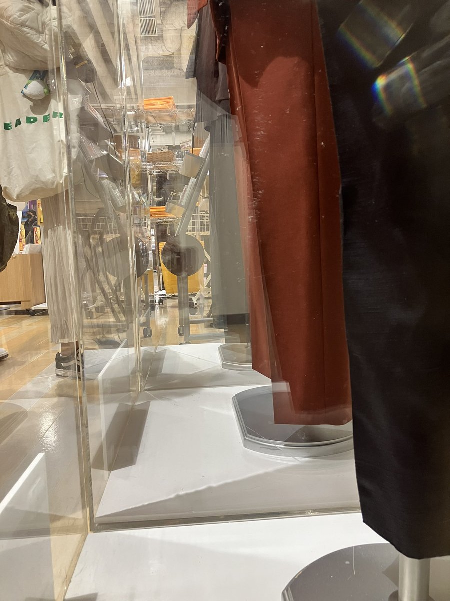 「写真もやたら撮ったちょっと変態チックな感じ変態と言うほどでも無いかもだけど。ぬる」|待たせたな！のイラスト