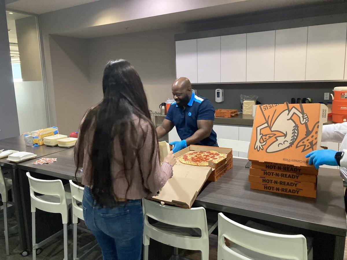 Derrick Johnson tweet media