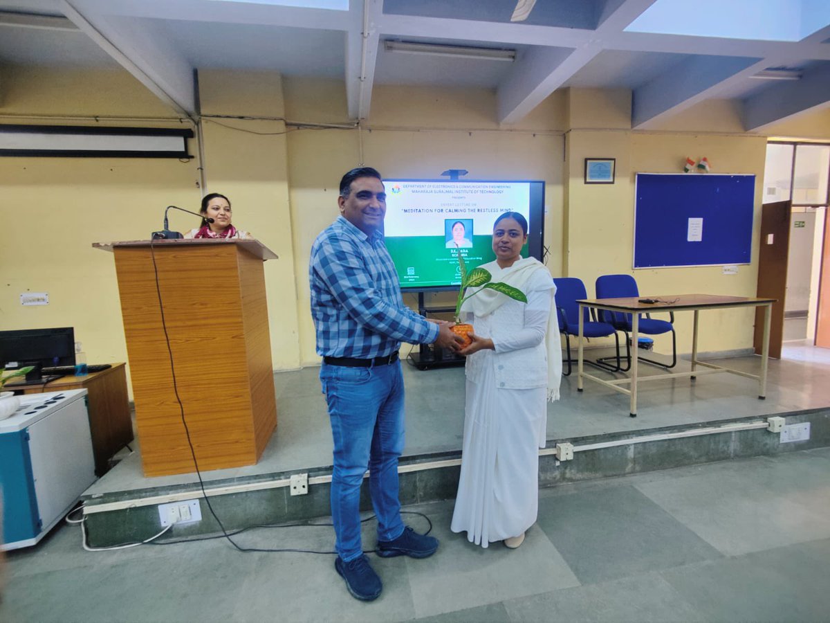 msitnewdelhi's tweet photo. Department of Electronics and communication Engineering organised an invited talk on “Meditation for calming the restless mind” BK Neha, delivered the talk

#msitnewdelhi #msitindia #meditation #restlessmind #technolife #disconnect #brahmkumaris #talk #calmingmindandsoul https://t.co/6ywwBjyrua