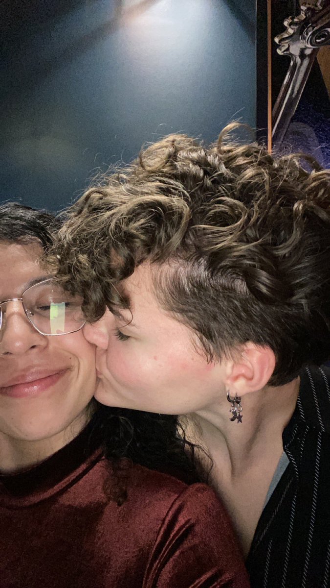 soitsummer's tweet image. my simple sweet nothing🤎