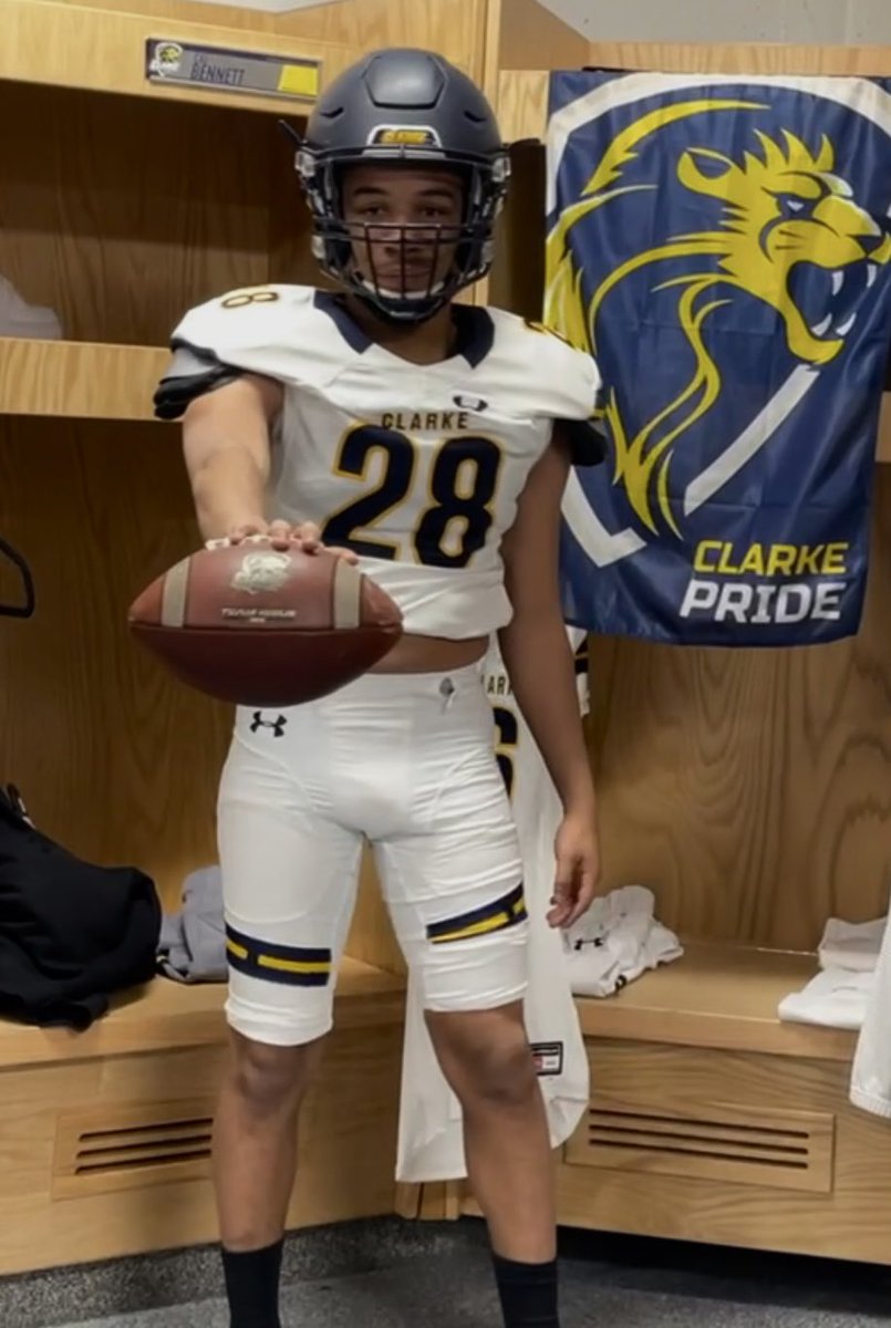 Official Visit to <a href="/ClarkePrideFB/">Clarke Pride Football</a> Thankful for the opportunity <a href="/CoachHicksCU/">Adam Hicks</a> <a href="/COHSFootball/">Charter Oak Football</a>