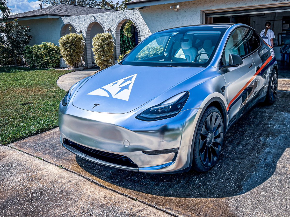 FelixSchlang's tweet photo. Model WAI in the Florida Winter at 86F.

Thanks for building these beautiful cars @Tesla! ❤️

#TeslaDriver https://t.co/NOqyjTdV1K