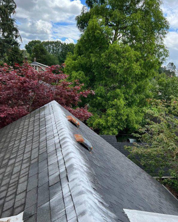 IbexRoof's tweet photo. Quality customer service never goes out of style! We went above and beyond to help this returning customer, who first entrusted us with repair work a few years ago. 🛠️

#roofmaintenance #roofrepair #ibexroof #roofingcompany https://t.co/hXwvwV7dgS