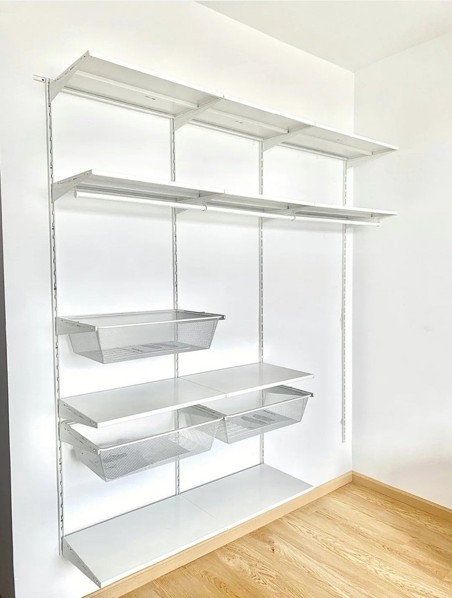 Pukmudpro's tweet image. เอาไอเดียทำชั้นเก็บของแขวนเสื้อผ้า​ติดผนังสไตล์​walk in closet สามารถปรับเปลี่ยน​รูปแบบ​ตามความชอบได้
พิกัด​📌​อุปกรณ์​
shope.ee/89ya6IIxYF