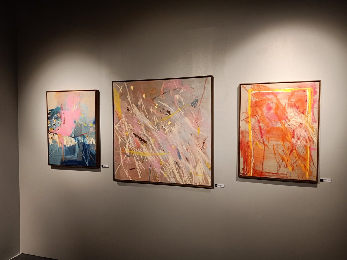KiratiSatt's tweet photo. Art gallery day 💯🎨🖼️ https://t.co/785bH659gD