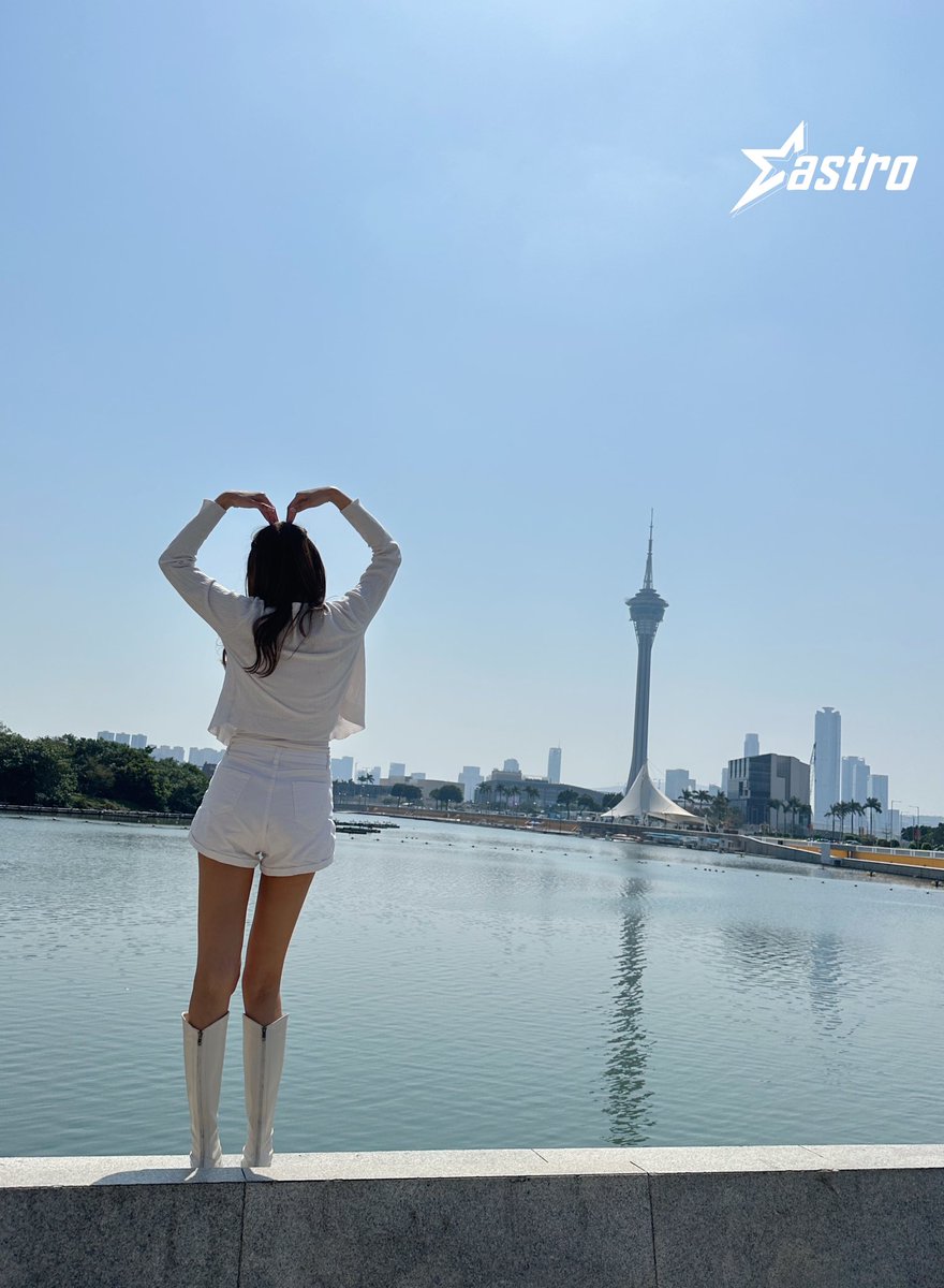 clever_sasa's tweet photo. 生活雖然普普通通,但我仍然樂在其中。
#澳門 #macau #macaulife #macao
#fun #instagramers #smile #pretty #followme #nature #onedirection #sunset #instagood #funny #blue #life #photo #cool #bestoftheday #clouds https://t.co/8P4XKNYXqj
