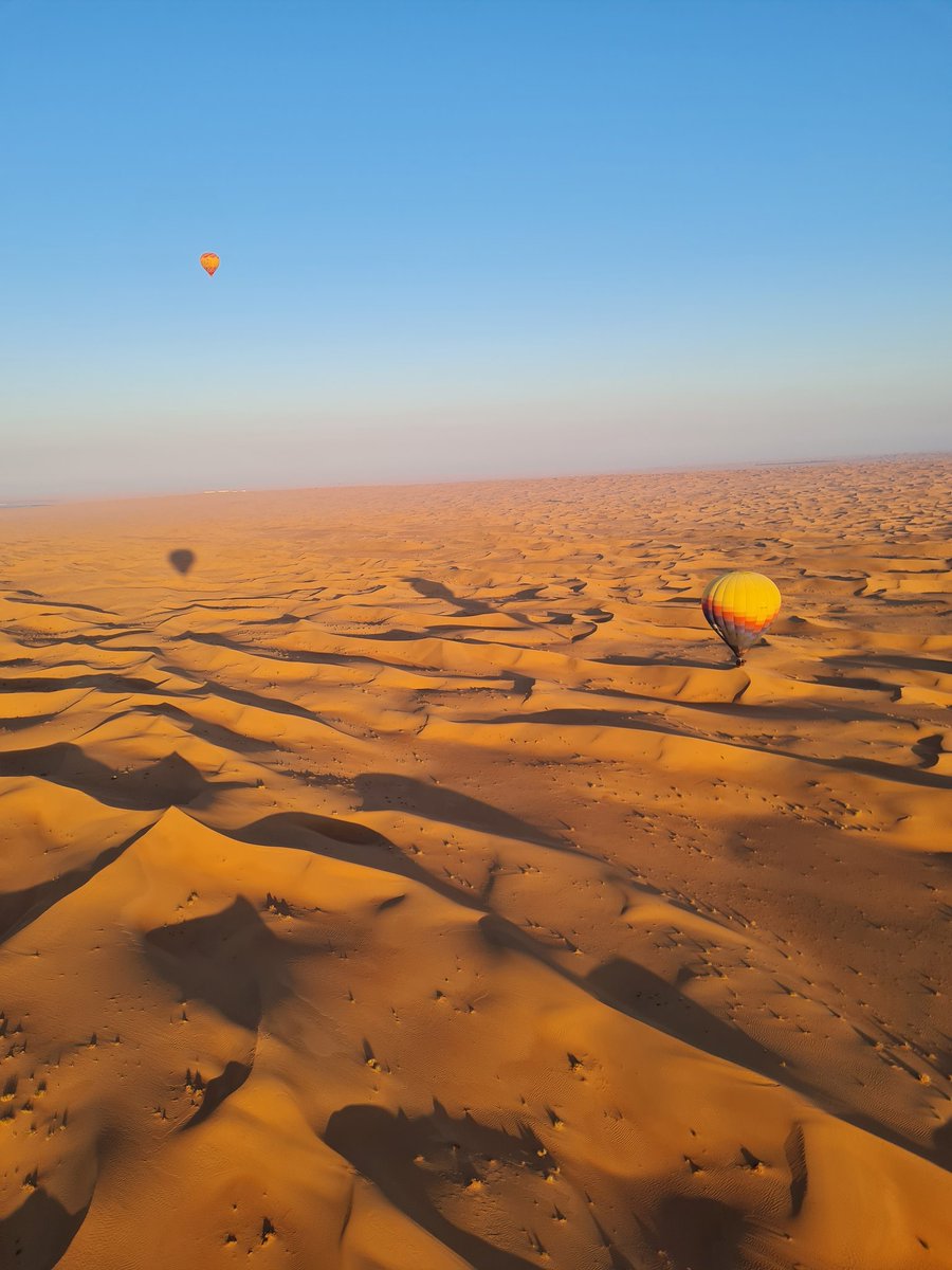 Nisha_Canes's tweet photo. Since I did not post anything in so long I wanna show what amazing things I experienced in the last time:
Dinner in the sky, visited ferrari world, did a hot air balloon tour through the desert and crossed the Suez Canal. It's unbelievable what I'm able to experience 🫶🏽 https://t.co/FmhY09cndL