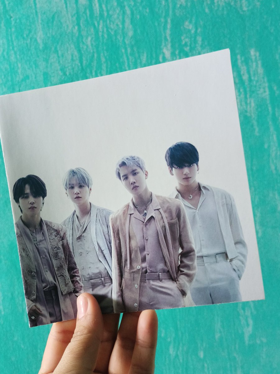 key80694368's tweet photo. โปสเตอร์แท้จากบั้ม ราคา20
📮40.
#ตลาดนัดบังทัน #ตลาดนัดรถไฟบังทัน #ตลาดนัดBTS #การ์ดจองกุก #การ์ดจิน #การ์ดนัมจุน #การ์ดแทฮยอง #การ์ดจีมิน #ปล่อยของสะสมบังทัน #BTS #Taehyung #Jin #Jimin #Namjoon #Sugar #jungkook #Jhope #BTSARMY #อัลบั้ม #อัลบั้มบังทัน #บั้มหายาก #นาว3 #Now3 https://t.co/IK9iLwwqmP