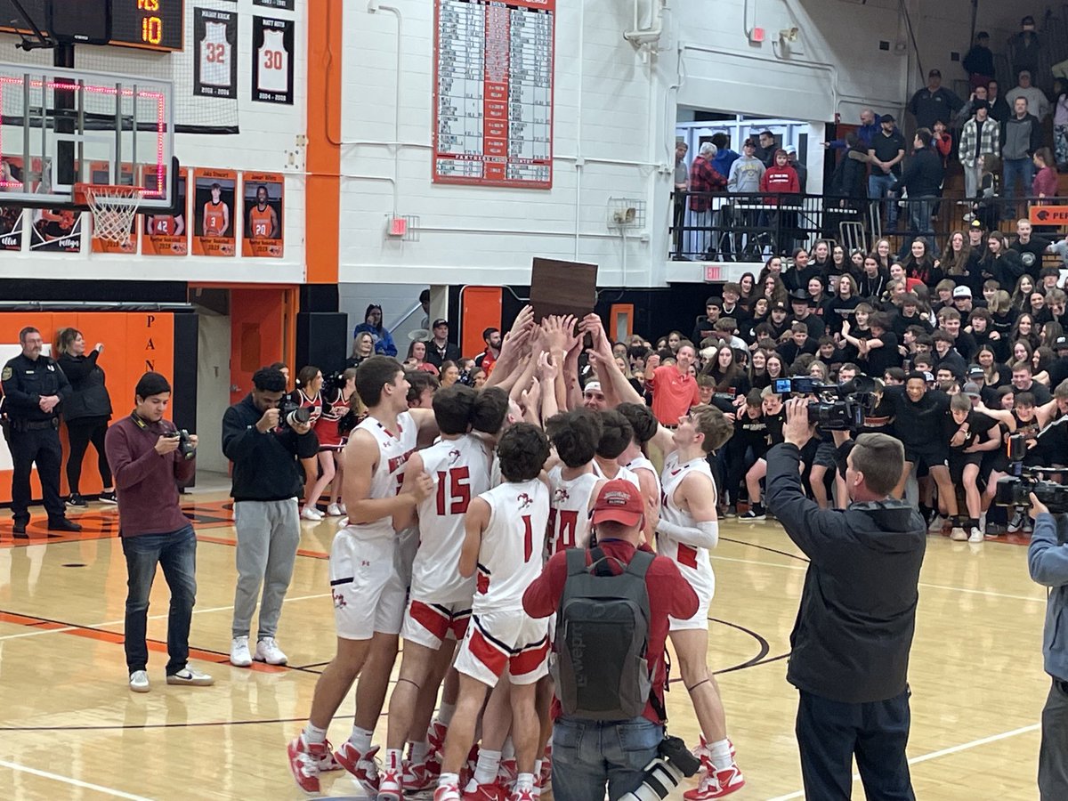 coachv21's tweet image. Back to back regional champs! 
#JobNotDone