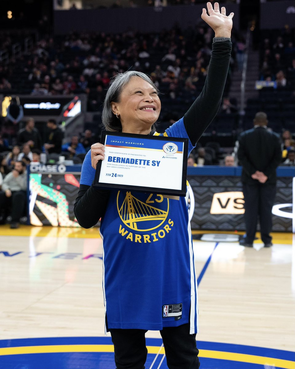 ChaseCenter's tweet photo. For tonight’s Impact Warrior, we honor Bernadette Borja Sy. 

Bernadette established the Filipino American Development Foundation, where she has helped support Filipino immigrant residents and families for over 25 years. https://t.co/DKgwmAEoiC
